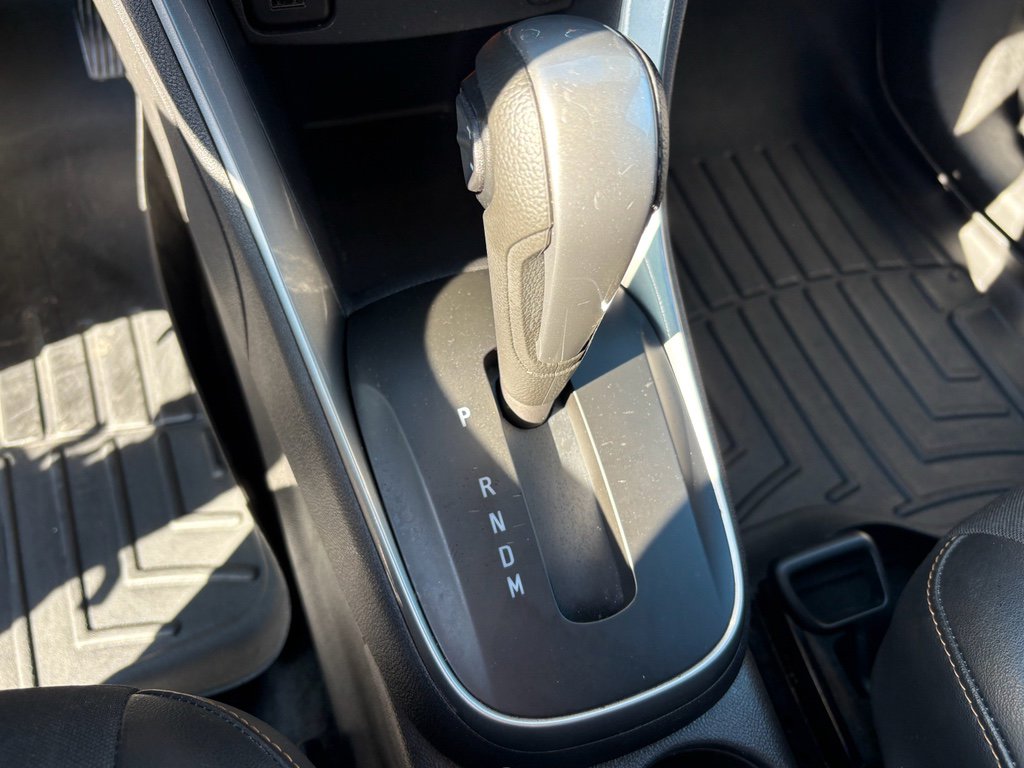 Used 2020 Chevrolet Trax LT w/ LT Convenience Package image 21