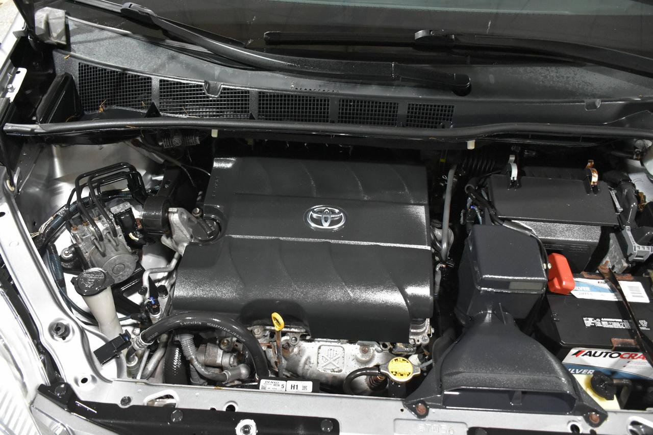 Used 2012 Toyota Sienna XLE FWD image 8