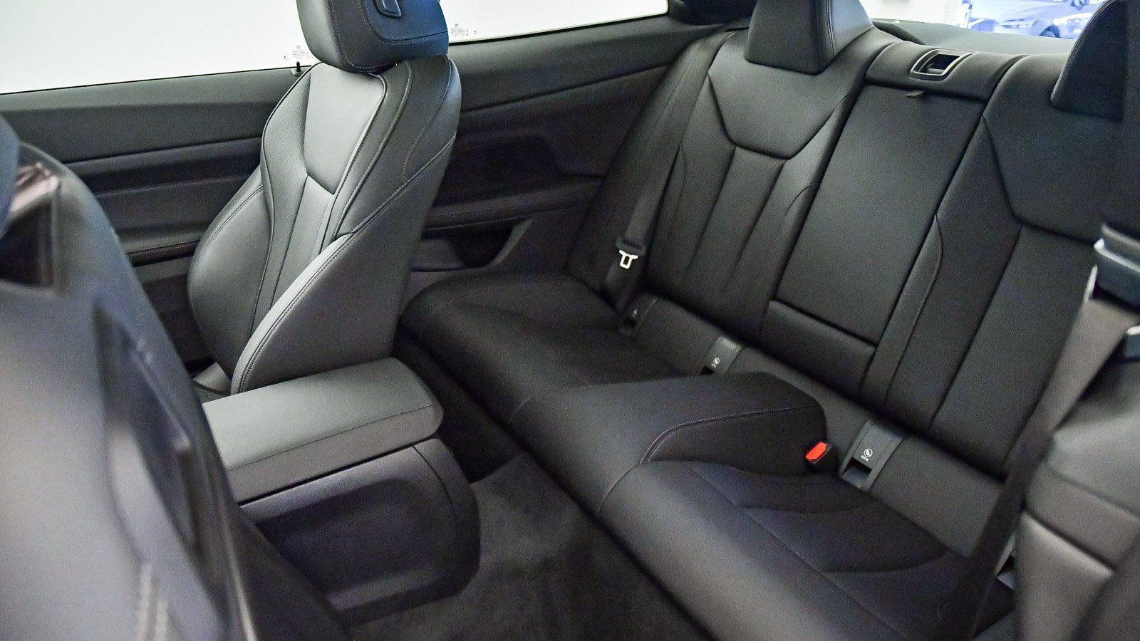 Used 2025 BMW 430i Coupe w/ Convenience Package RWD image 19