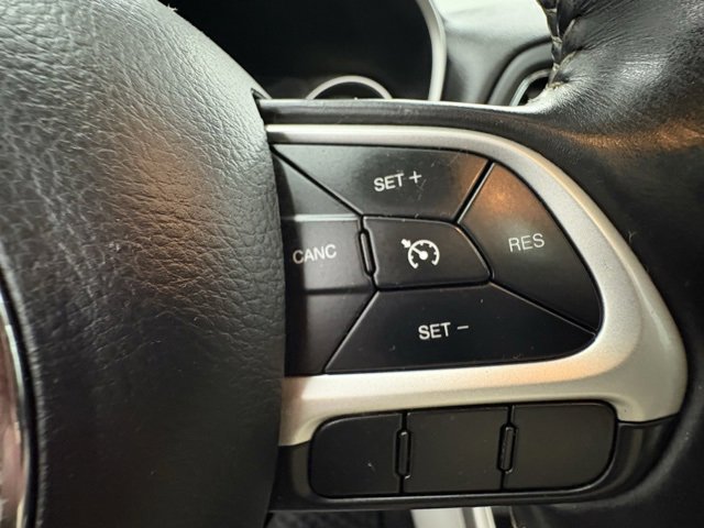 Used 2019 Jeep Compass Latitude image 17