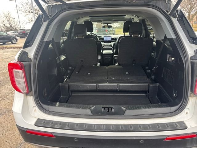 Used 2021 Ford Explorer XLT w/ Equipment Group 202A image 26