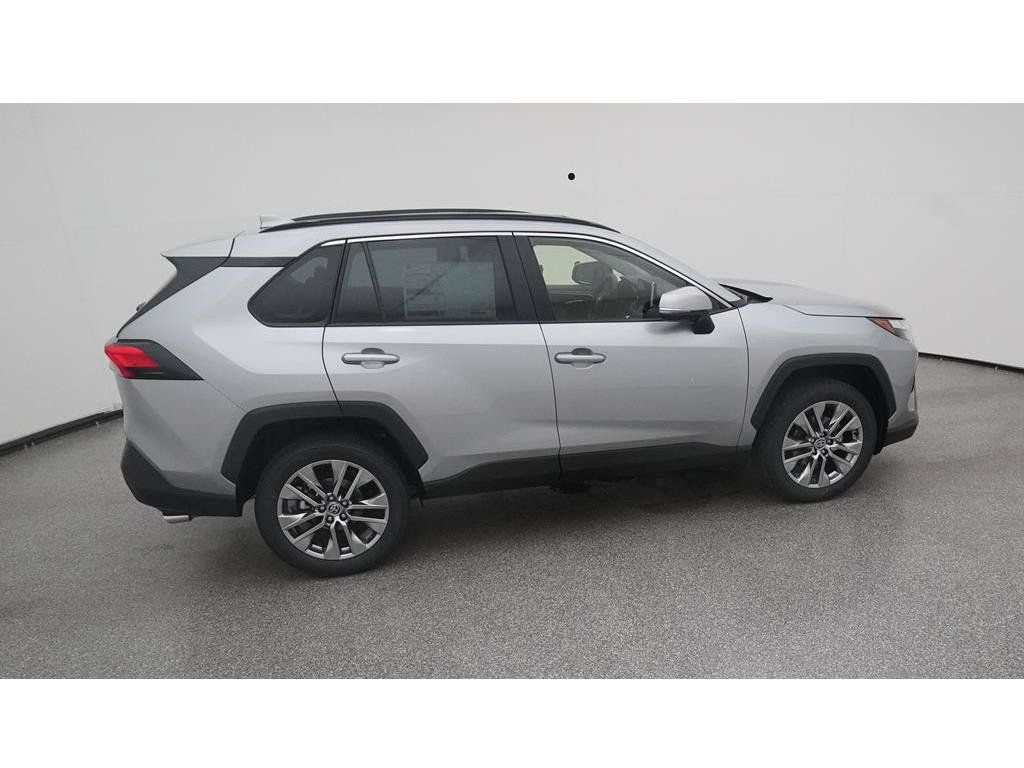 Used 2023 Toyota RAV4 XLE Premium FWD image 13