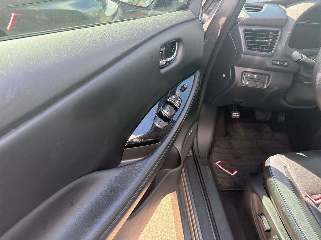 Used 2018 Nissan Leaf SL image 13