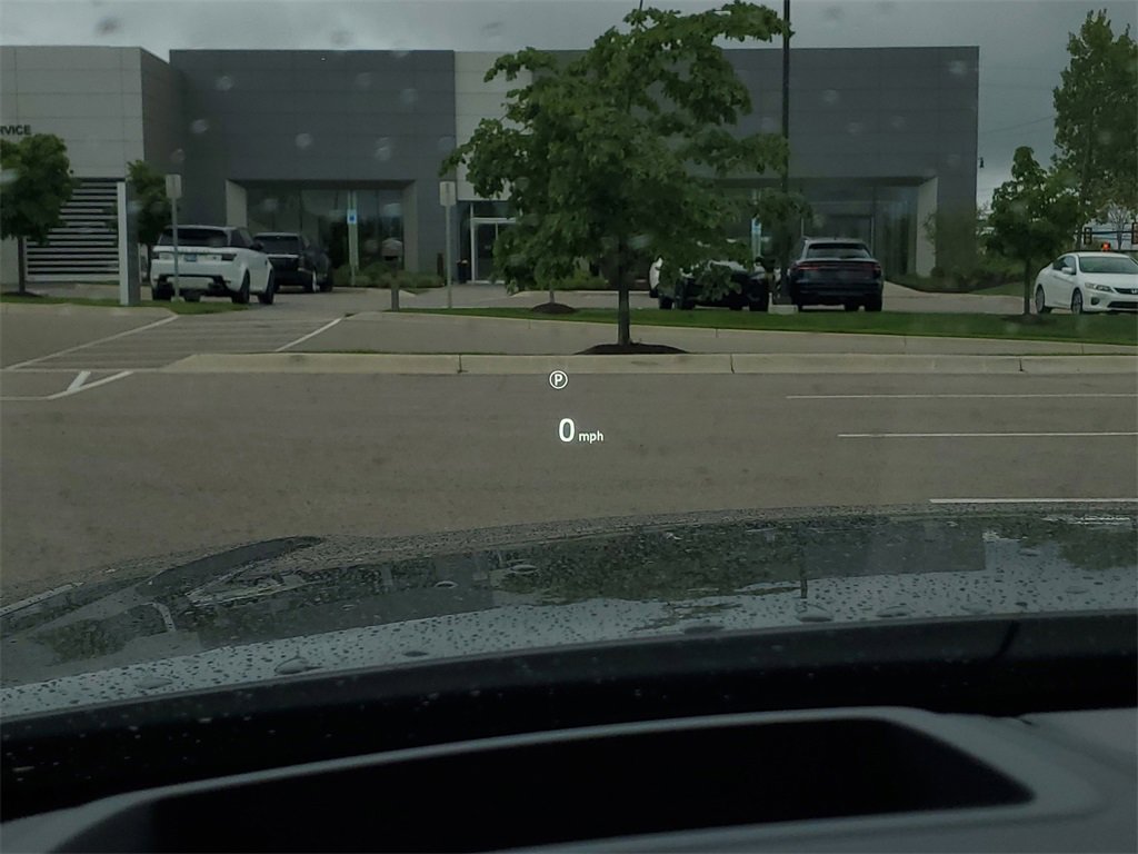 New 2026 Land Rover Range Rover Velar Dynamic SE image 14