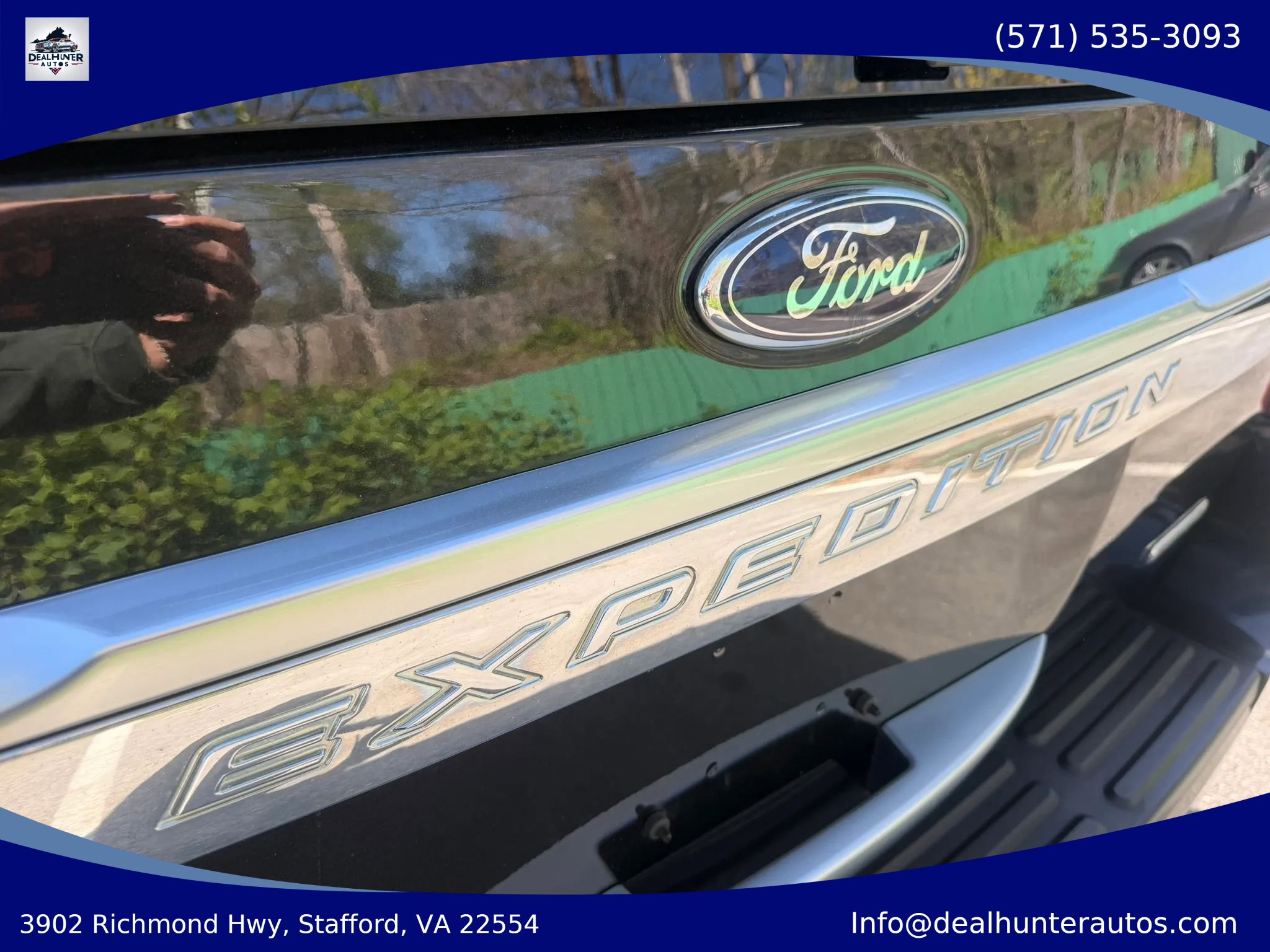 Used 2015 Ford Expedition Platinum AWD/4WD image 10