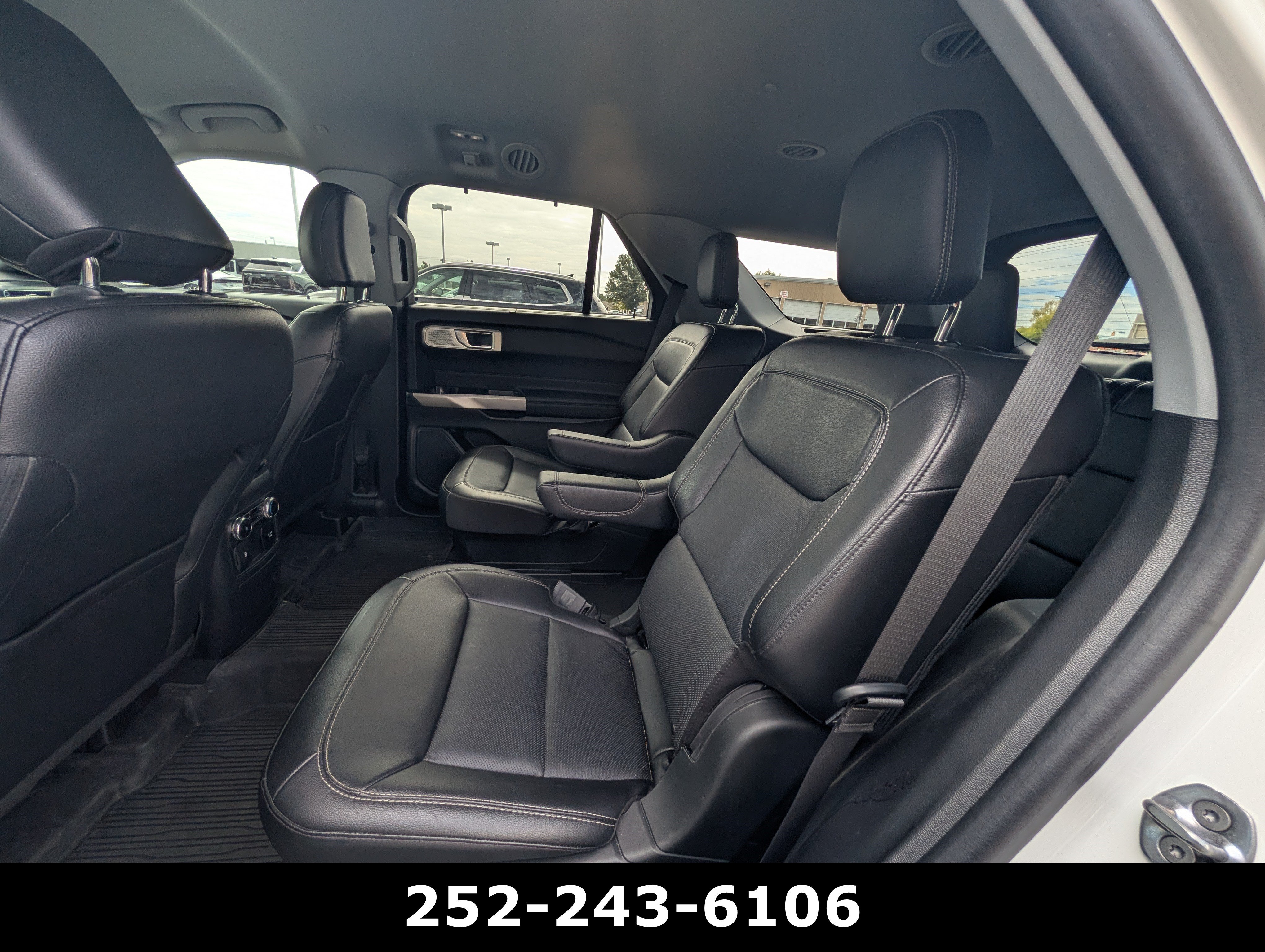 Used 2023 Ford Explorer Limited w/ Hybrid Equipment Group 310A AWD/4WD image 10