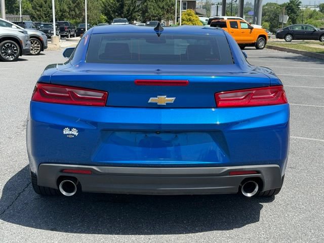 Used 2018 Chevrolet Camaro LT RWD image 12