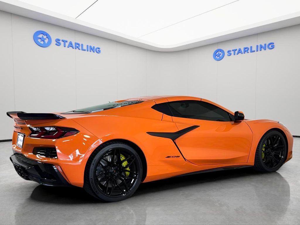 Used 2023 Chevrolet Corvette Z06 w/ Stealth Interior Trim Package RWD image 10