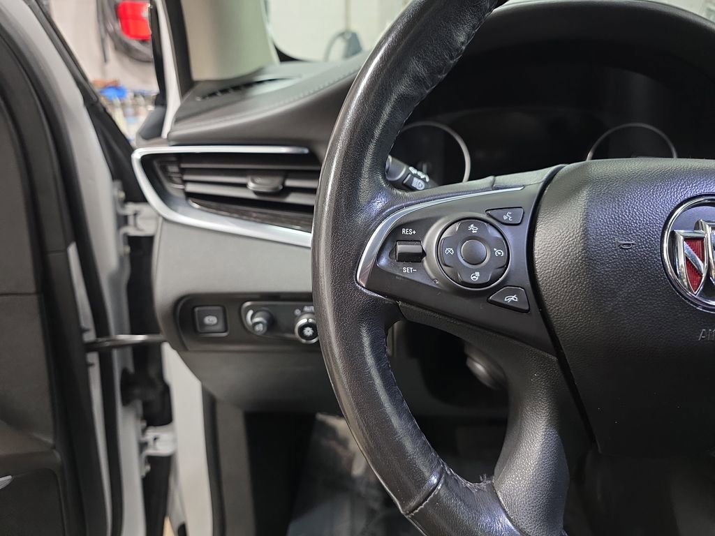 Used 2021 Buick Enclave Avenir w/ Avenir Technology Package image 19