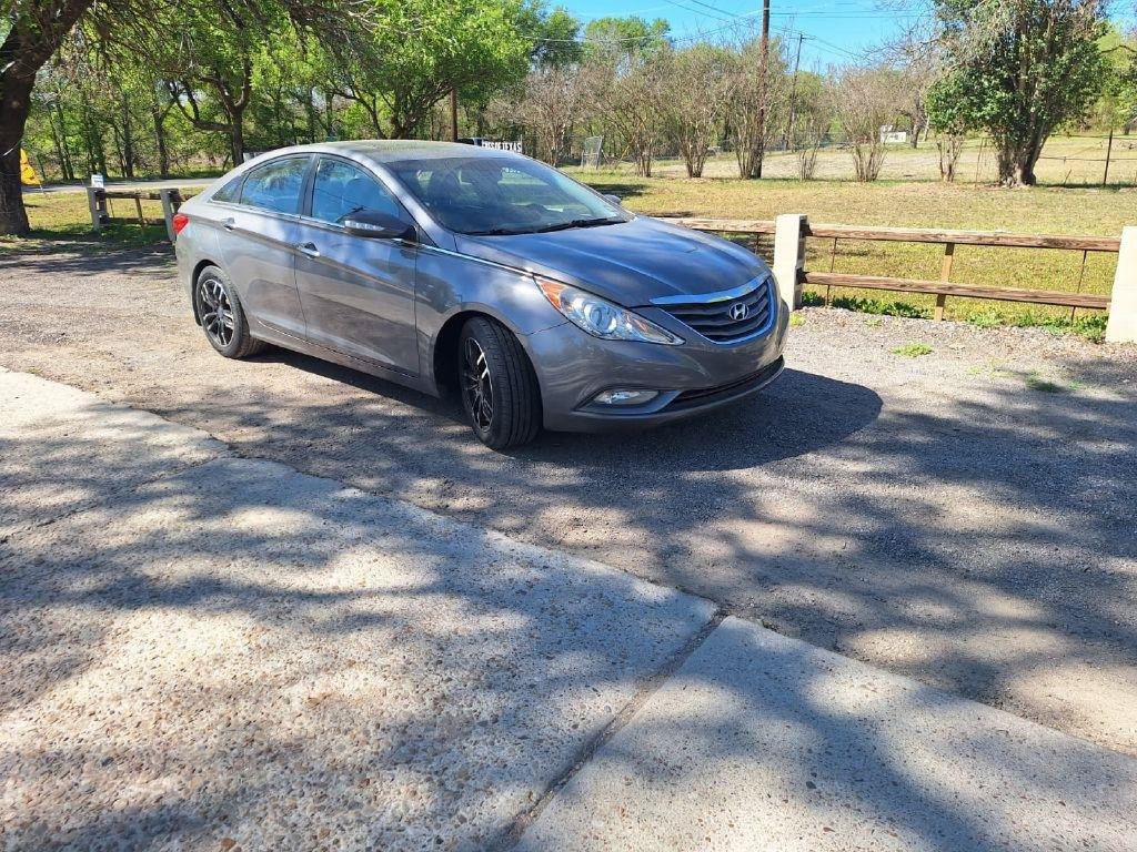 Used 2011 Hyundai Sonata Limited w/ Navigation Pkg 5 FWD image 14