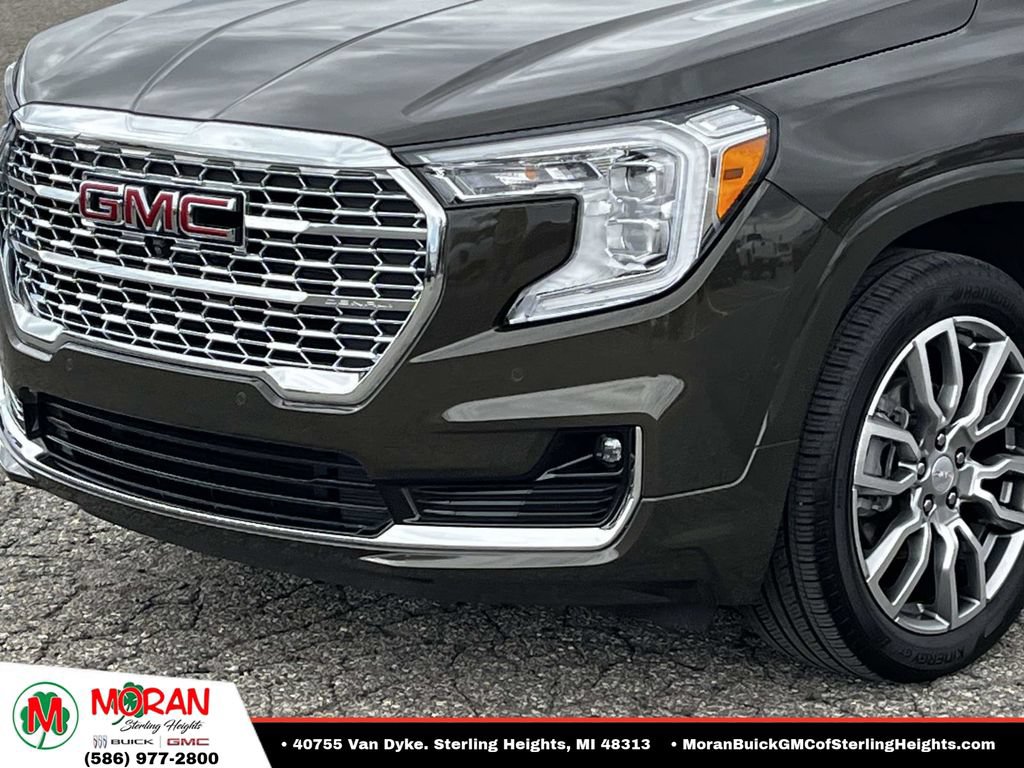 Certified 2023 GMC Terrain Denali w/ Denali Premium Package AWD/4WD image 8