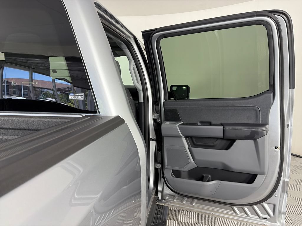 Certified 2025 Ford F150 Lightning XLT AWD/4WD image 28