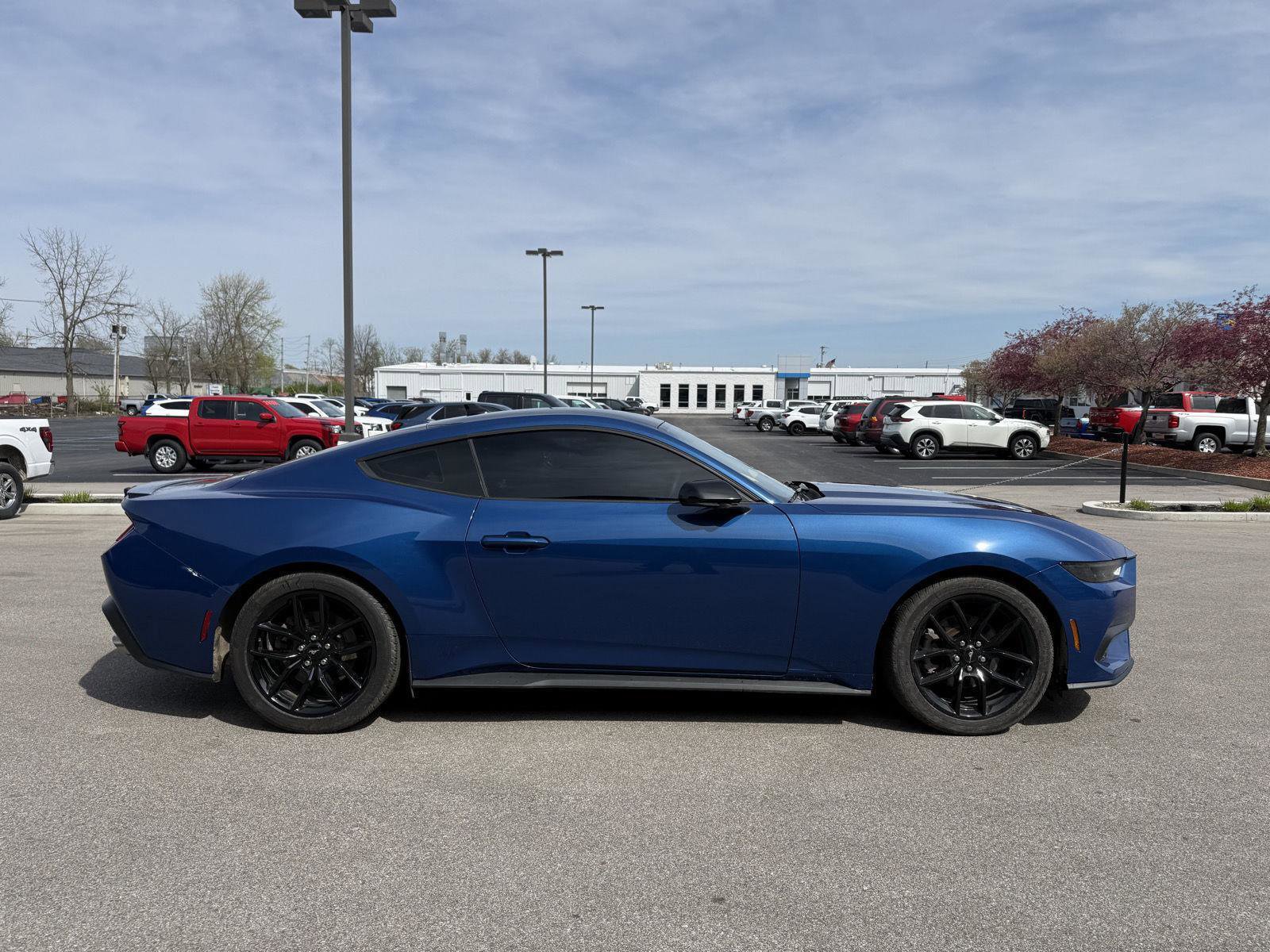 Used 2024 Ford Mustang Coupe RWD image 2