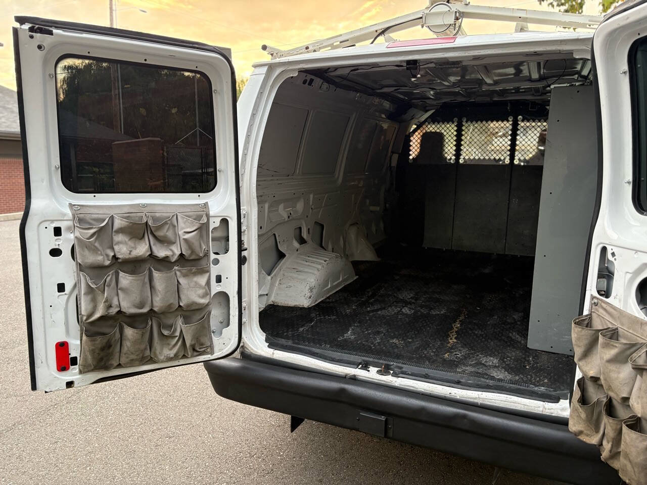 Used 2012 Ford E-150 and Econoline 150 RWD image 22