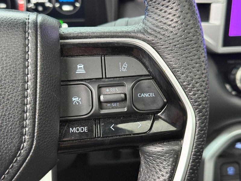 Used 2023 Toyota Tundra Platinum image 21