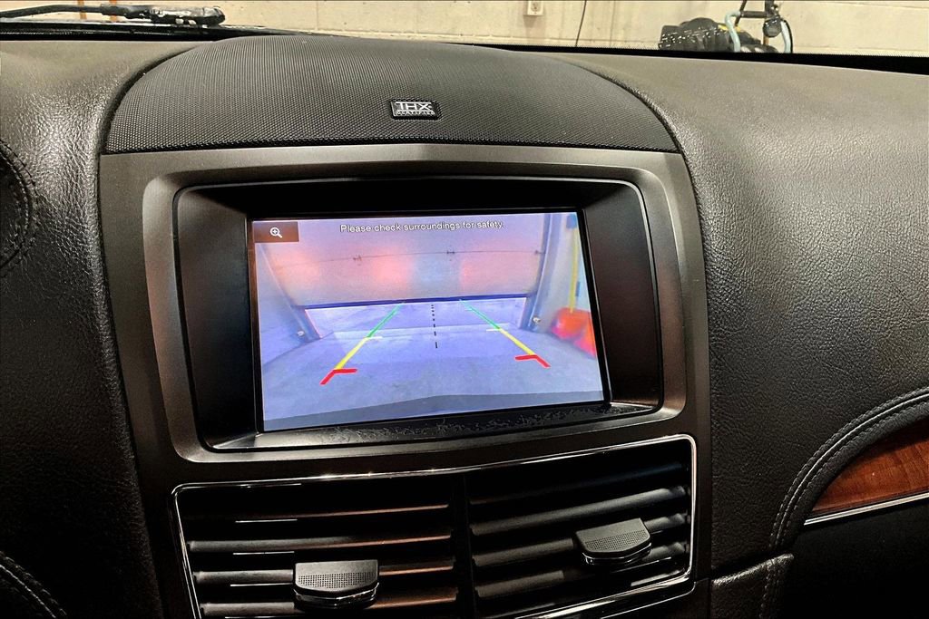 Used 2013 Lincoln MKT AWD image 13
