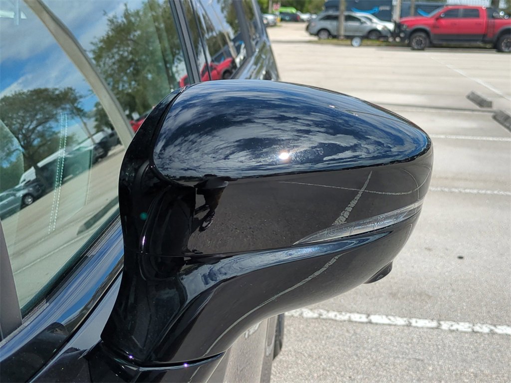 New 2026 Chrysler Pacifica Select w/ S Appearance Package image 12