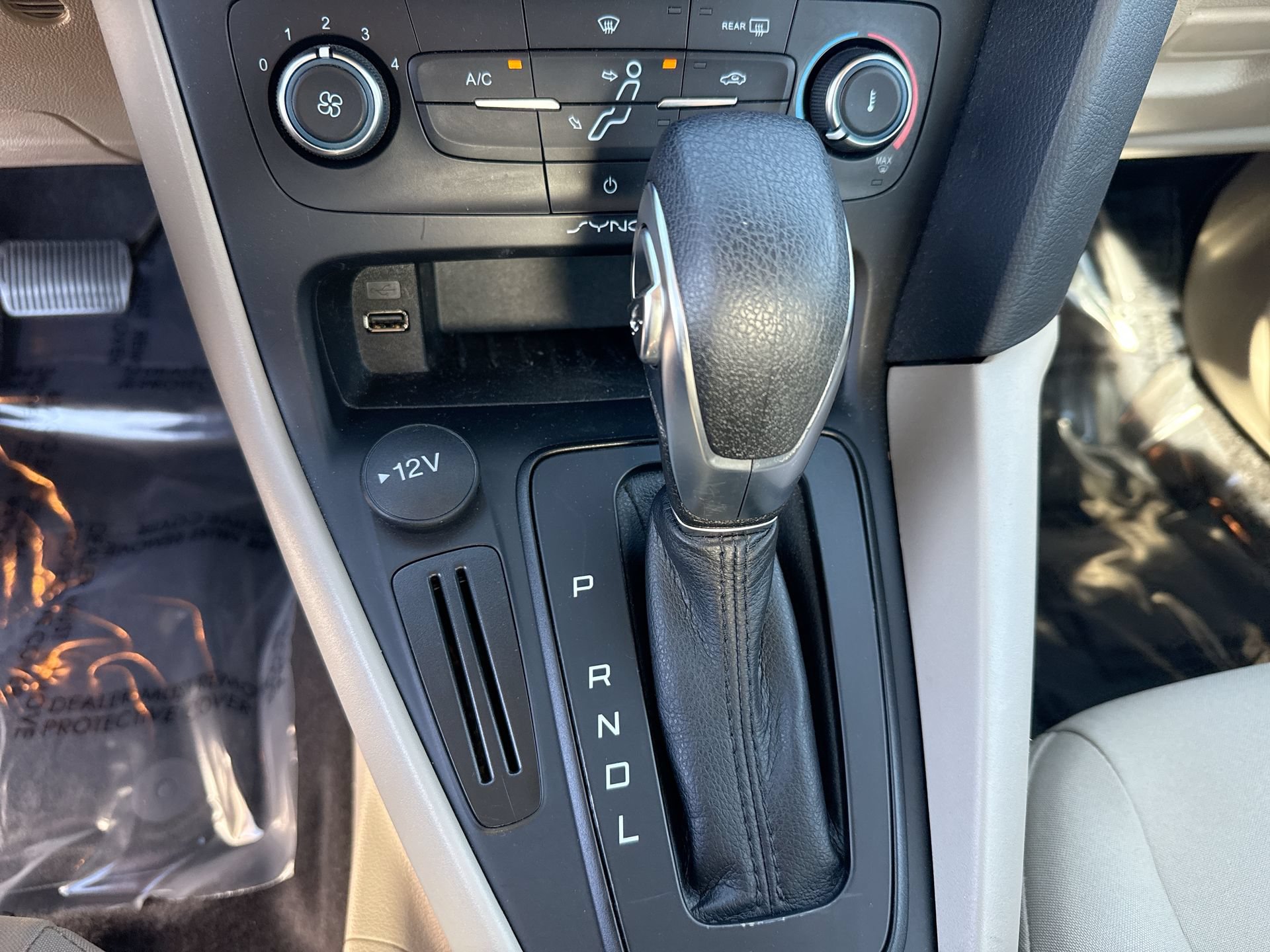 Used 2018 Ford Focus SE FWD image 17