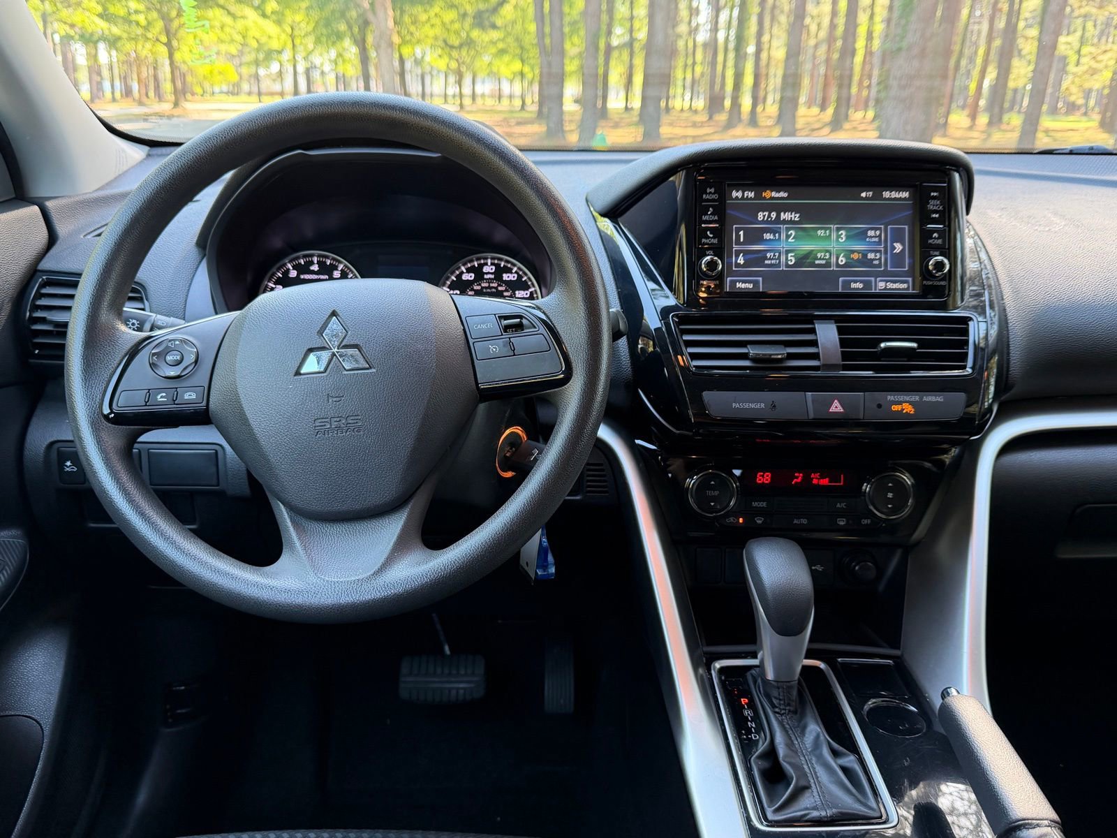 Used 2022 Mitsubishi Eclipse Cross ES image 3