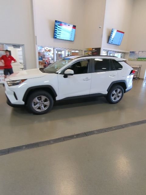 Used 2024 Toyota RAV4 XLE image 8