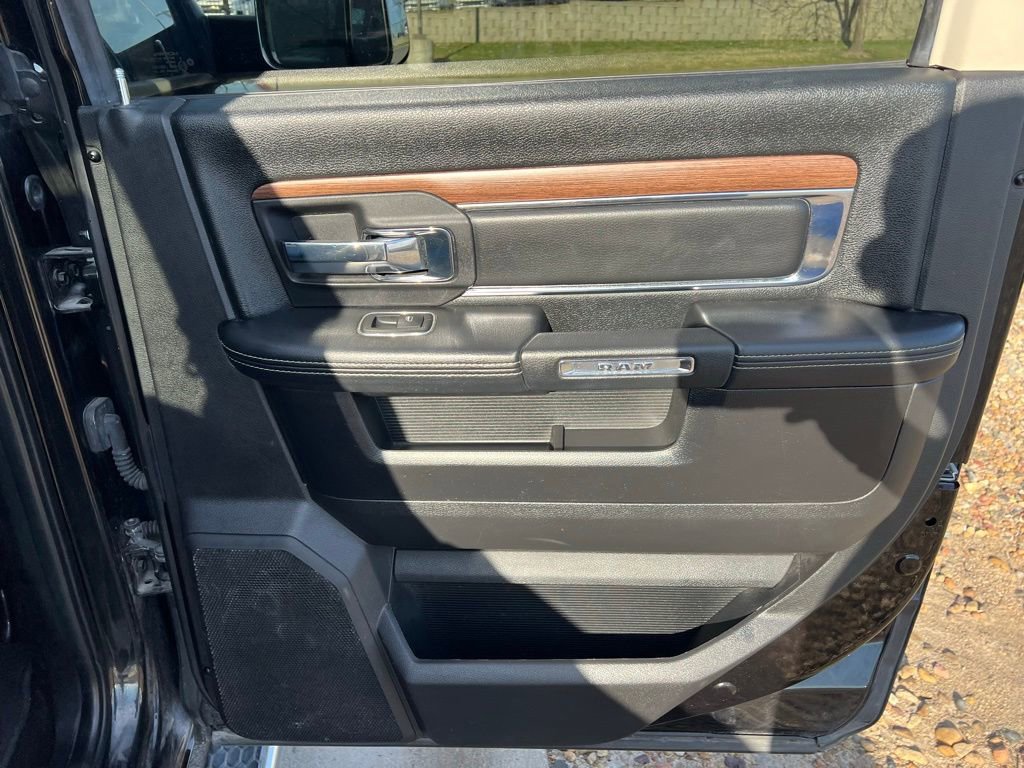 Used 2016 RAM 2500 Laramie image 24