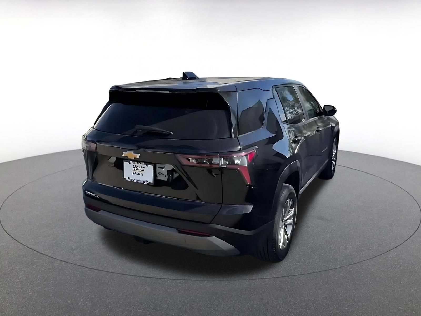 Used 2025 Chevrolet Equinox LT FWD image 14