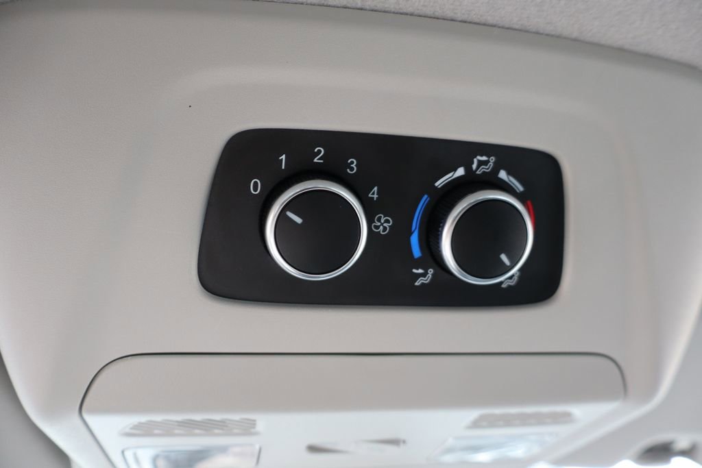 Used 2023 Ford Transit 350 XLT image 18