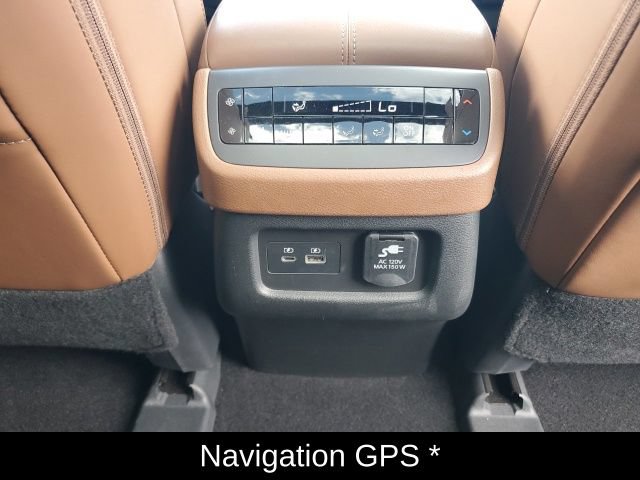 Certified 2023 Nissan Pathfinder Platinum AWD/4WD image 16