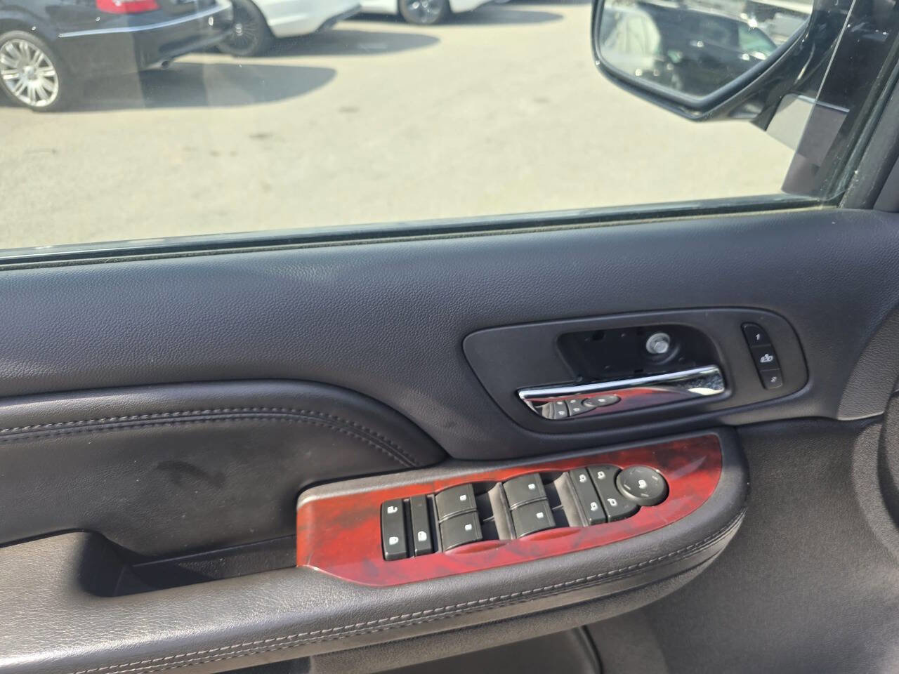 Used 2008 Cadillac Escalade EXT image 38