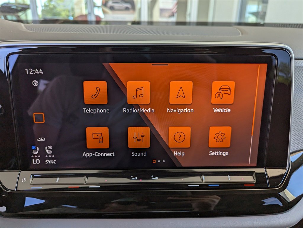 New 2026 Volkswagen Atlas Peak Edition image 25