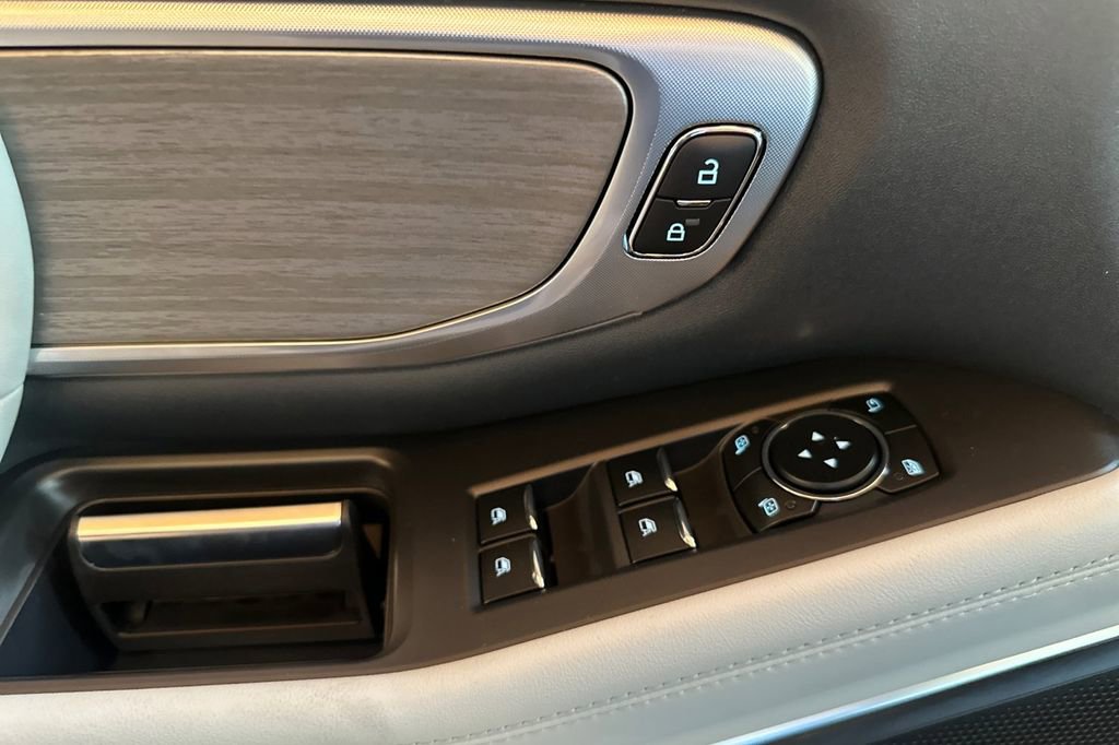 New 2026 Ford Expedition Platinum AWD/4WD image 9