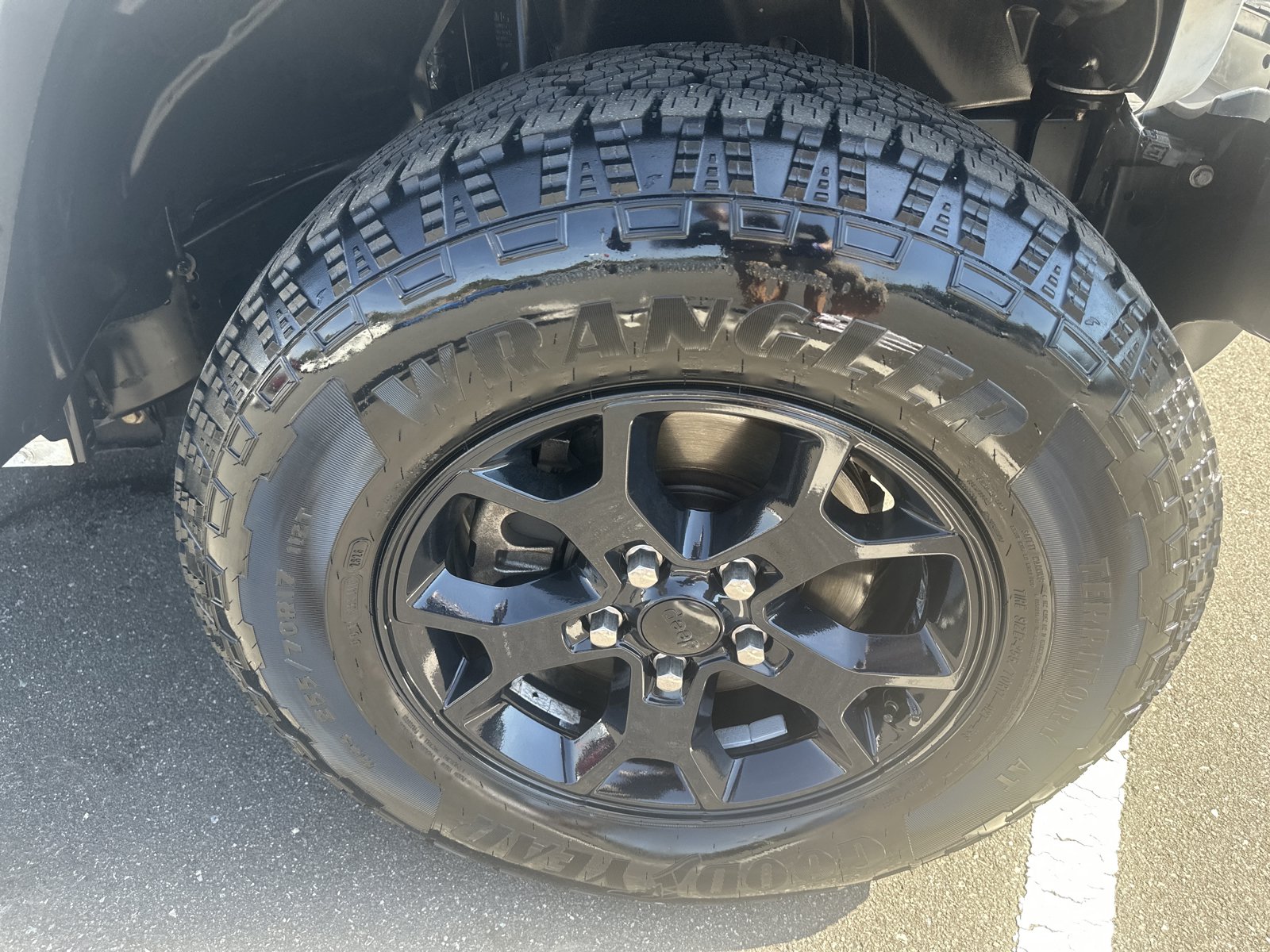 Used 2021 Jeep Gladiator Sport AWD/4WD image 33