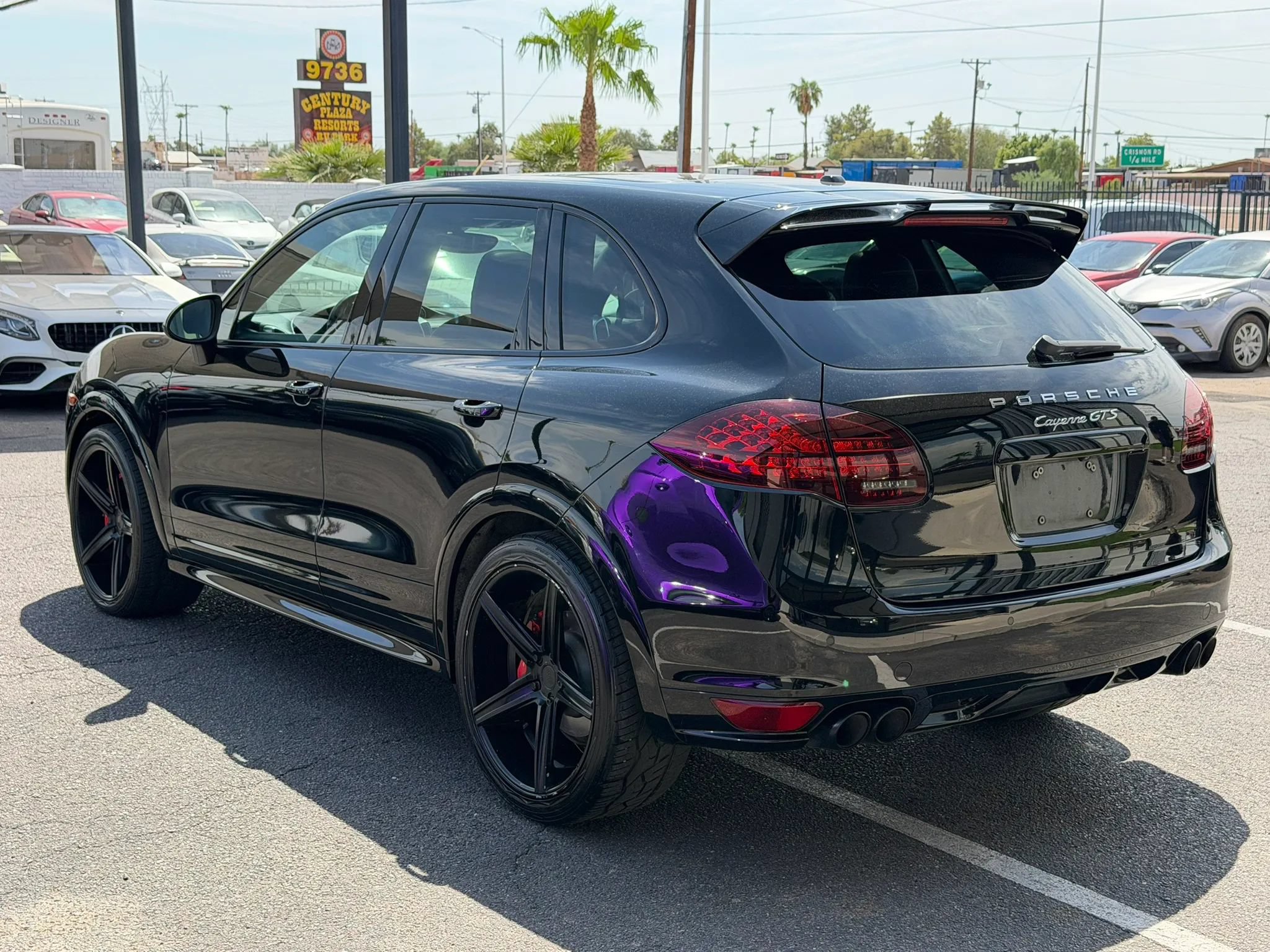 Used 2014 Porsche Cayenne GTS AWD/4WD image 4