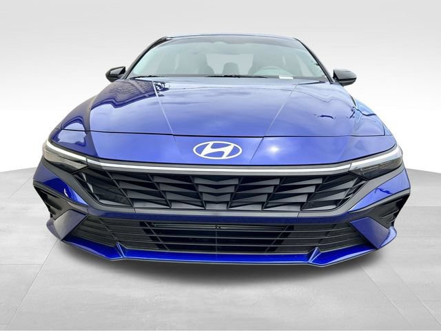 Used 2025 Hyundai Elantra Sport FWD image 7