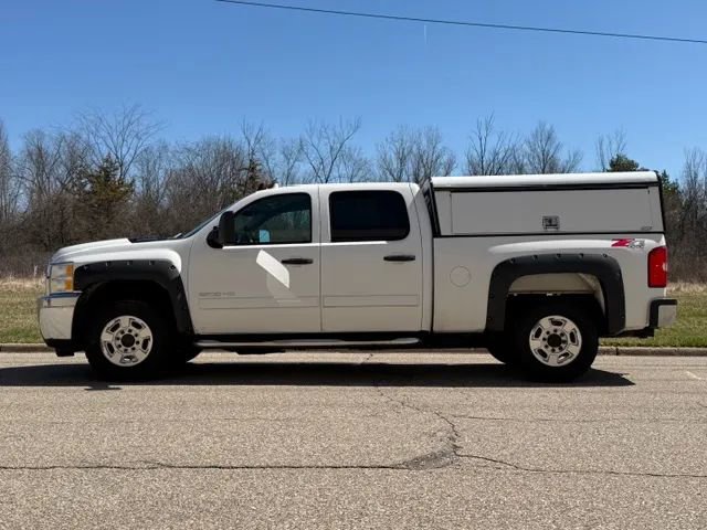 Used 2013 Chevrolet Silverado 2500 LT AWD/4WD image 30