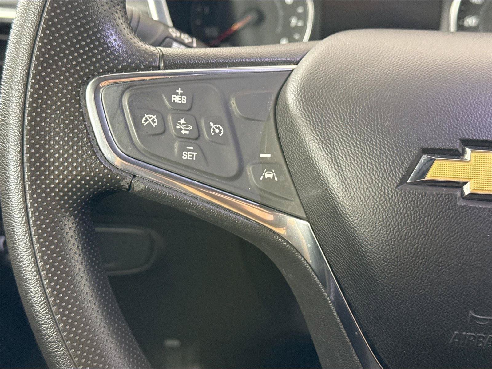 Used 2020 Chevrolet Equinox LT AWD/4WD image 16