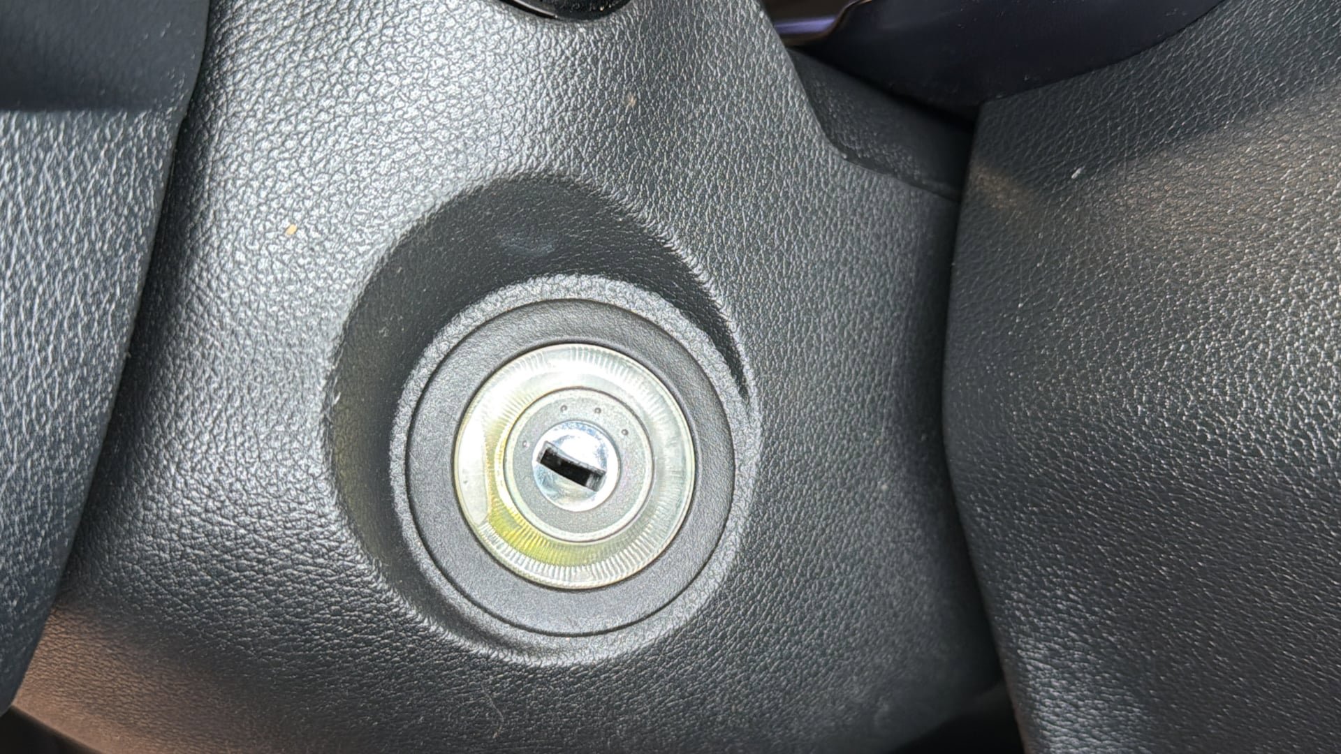 Used 2019 Kia Optima LX image 24