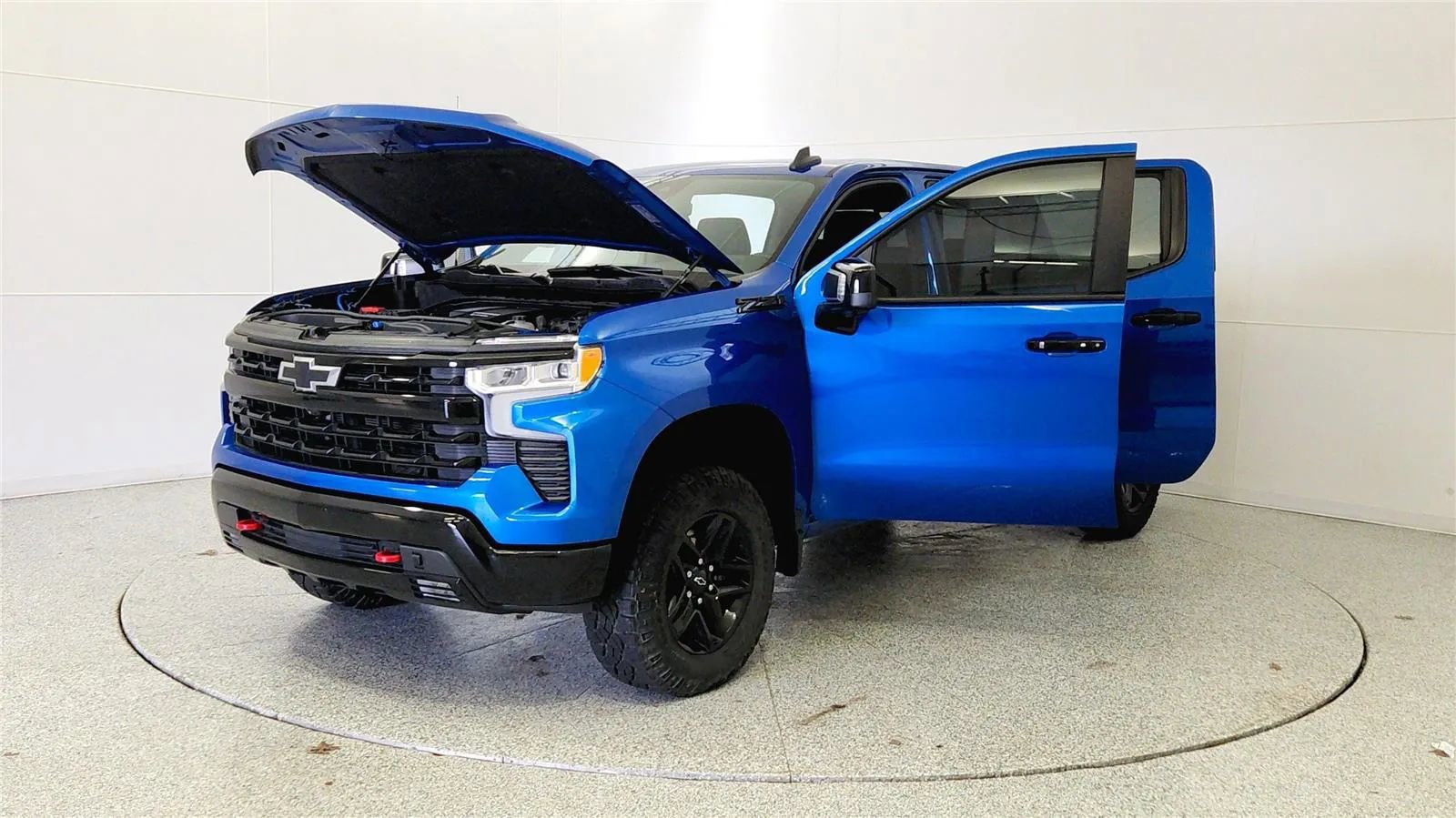 Used 2023 Chevrolet Silverado 1500 LT Trail Boss w/ LT Trail Boss Premium Package image 10