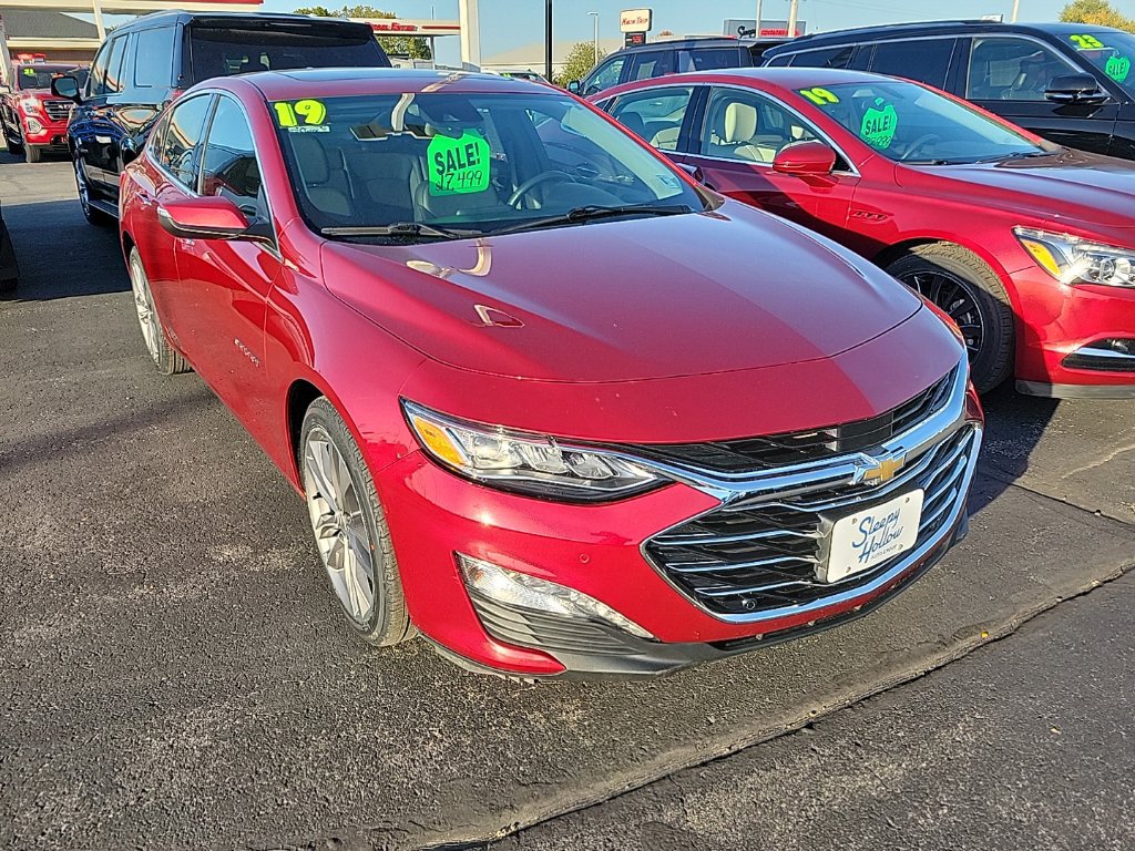 Used 2019 Chevrolet Malibu Premier w/ Sun and Wheel Package FWD image 3