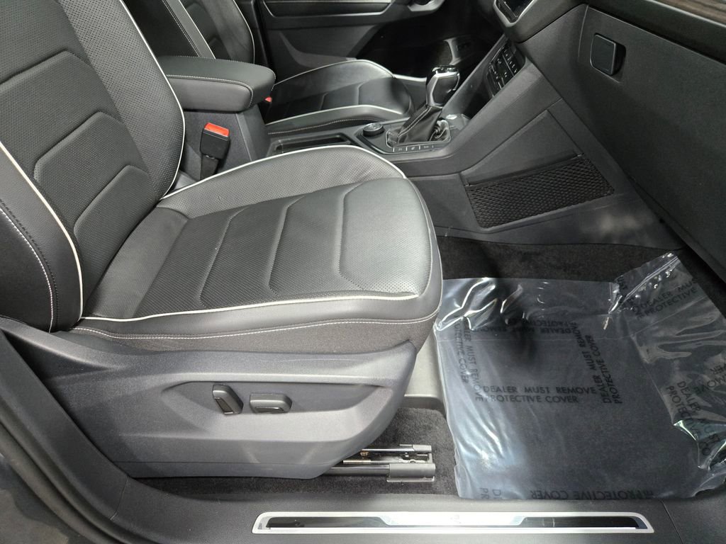 Used 2022 Volkswagen Tiguan SEL R-Line AWD/4WD image 57