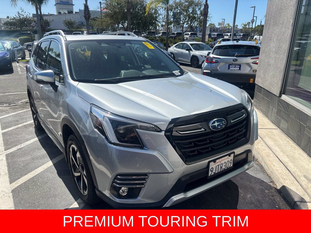 Used 2023 Subaru Forester Touring w/ Popular Package #2 AWD/4WD image 3