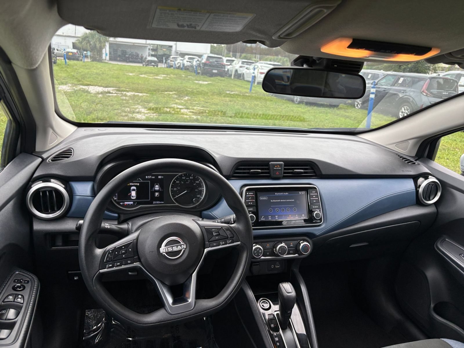 Used 2025 Nissan Versa SV FWD image 33