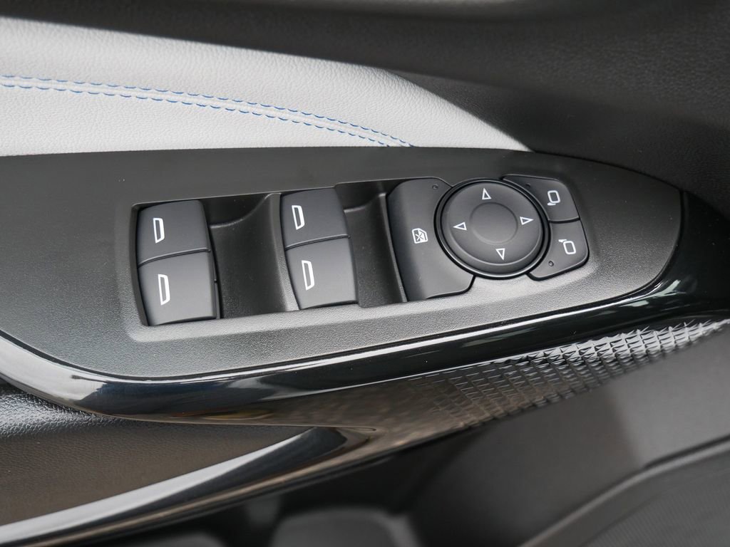 New 2026 Chevrolet Trax LT w/ Driver Confidence Package image 18