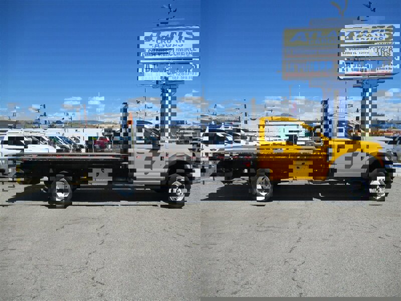 Used 2018 Ford F450 XL image 2