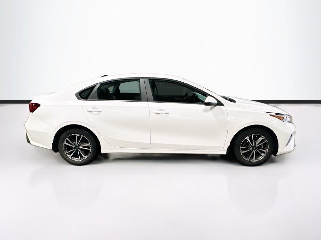 Certified 2023 Kia Forte LXS w/ LXS Technology Package FWD image 8