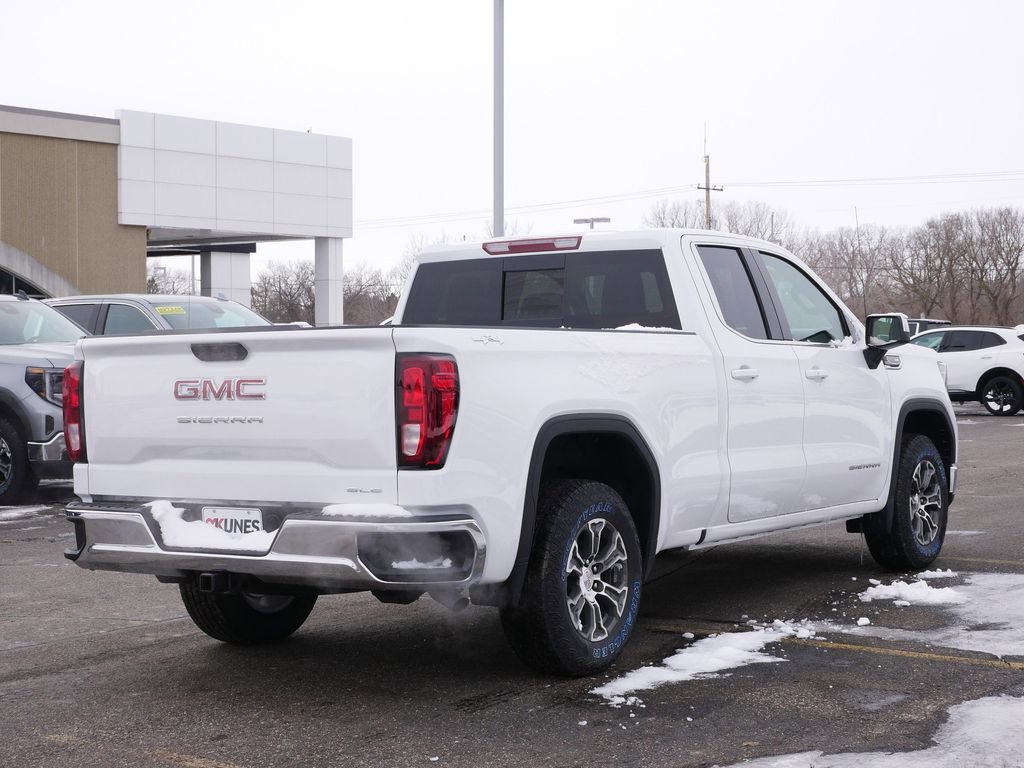 New 2026 GMC Sierra 1500 SLE w/ Preferred Package AWD/4WD image 4