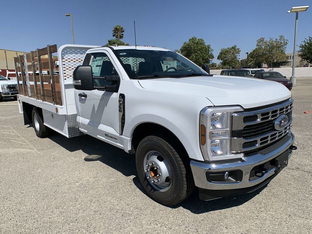New 2025 Ford F350 XL w/ XL Chrome Package RWD image 9