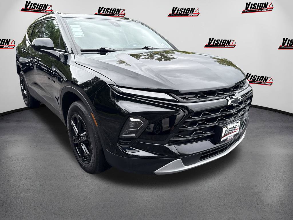 Used 2023 Chevrolet Blazer LT w/ Convenience Package AWD/4WD image 3