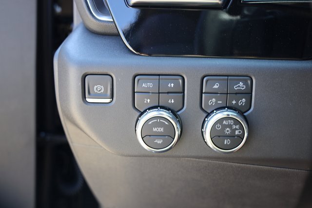 New 2026 GMC Sierra 1500 SLT image 23