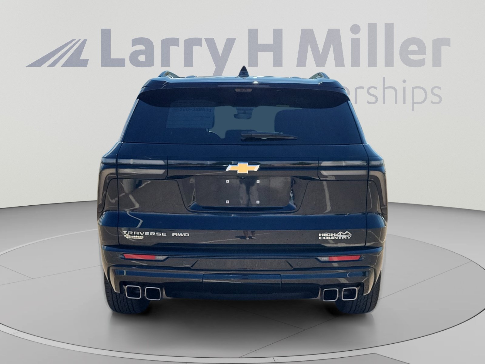 Used 2025 Chevrolet Traverse High Country AWD/4WD image 4